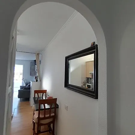 Island Village Heights * 아데제